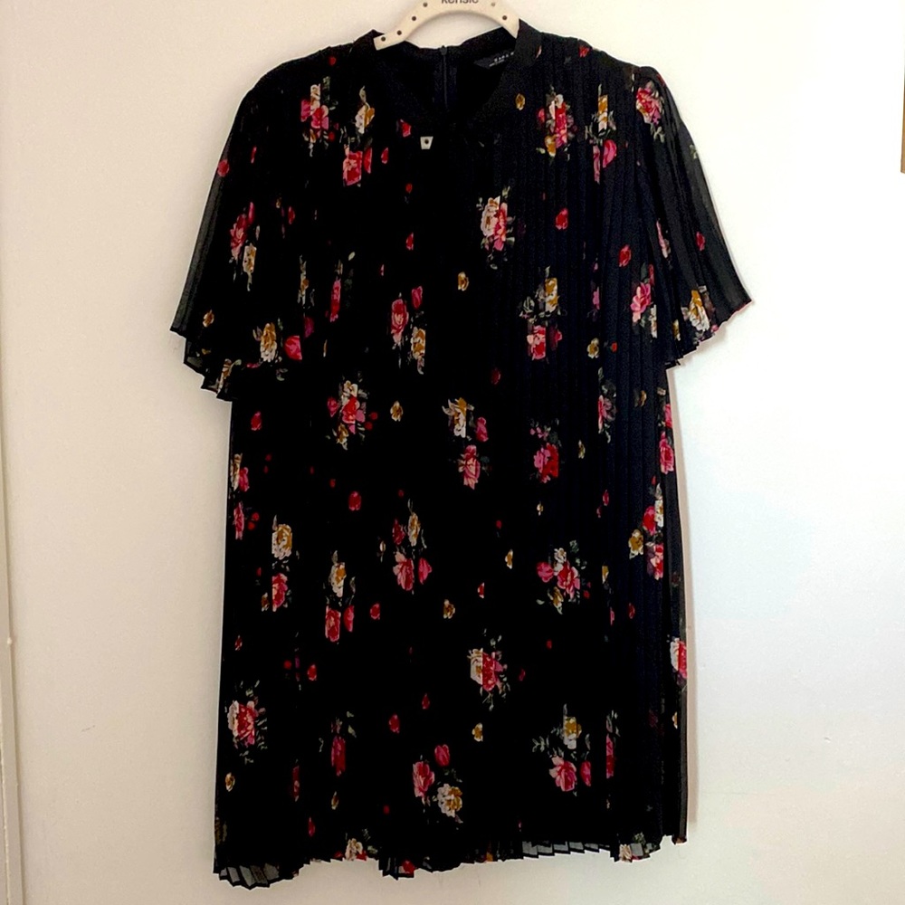 ZARA pleated floral dress romper with black background, tie neck.
